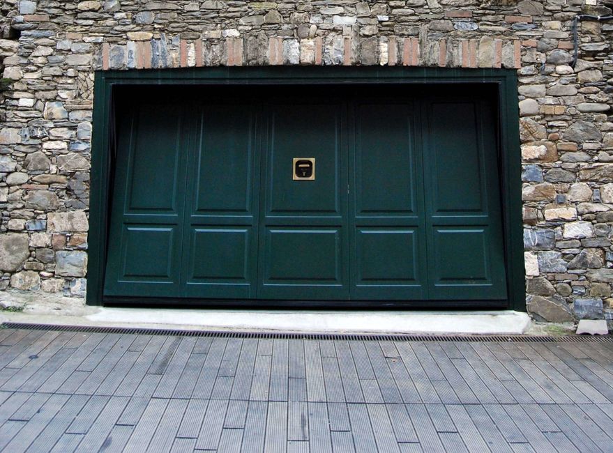 Porte da garage: guida alla scelta